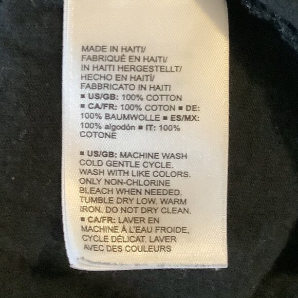 EUC Marvel Graphic T-Shirt Size: Large - Picture 8 of 8